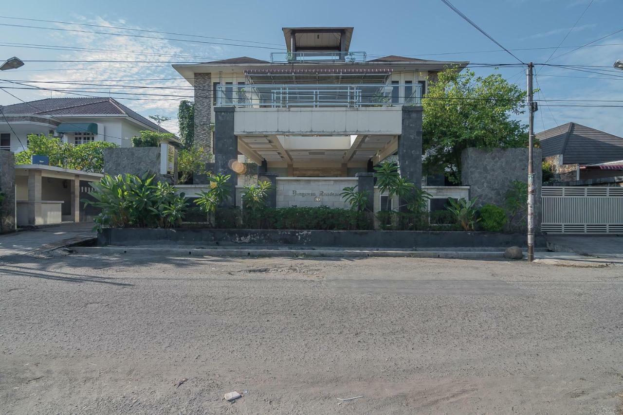 RedDoorz Plus near Cambridge City Square 2 Medan Exterior foto